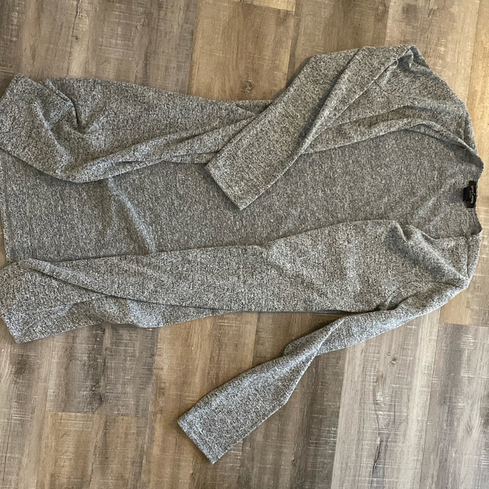 Thin gray long cardigan